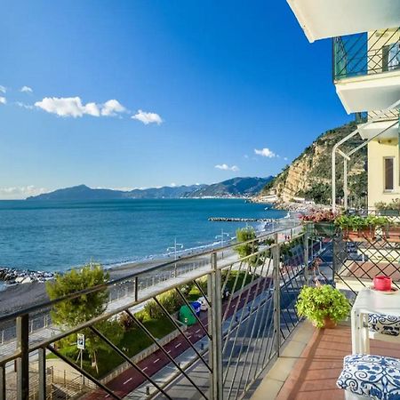 Vedi O' Mare Quant'E Bello Apartman Sestri Levante Kültér fotó